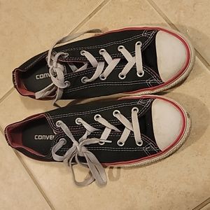 Girl's Converse Shoes Size 4 - Blue and Pink